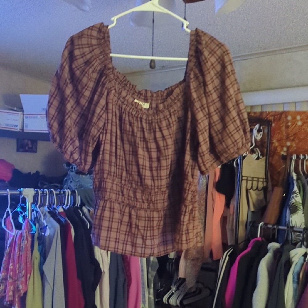 a.n.a Brown Checkered Puff Sleeve Blouse